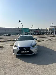 Lexus ES-Series