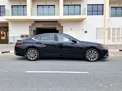 Lexus ES-Series