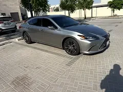 Lexus ES-Series