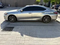Lexus ES-Series