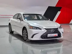 Lexus ES-Series