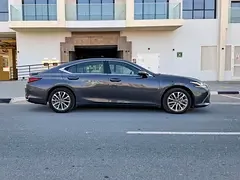 Lexus ES-Series
