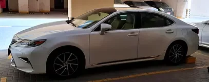 Lexus ES-Series