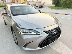 Lexus ES-Series