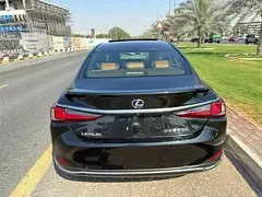 Lexus ES-Series