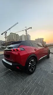 Peugeot e-2008