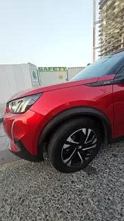 Peugeot e-2008