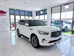 Infiniti QX80