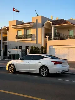 Nissan Maxima