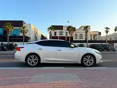 Nissan Maxima