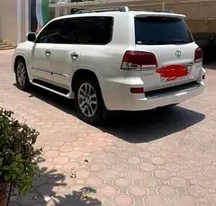 Lexus LX-Series