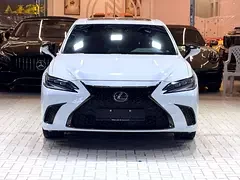 Lexus ES-Series