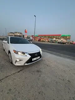 Lexus ES-Series