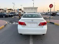 Lexus ES-Series