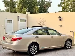 Lexus ES-Series