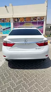 Lexus ES-Series