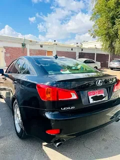 Lexus IS-Series
