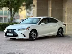 Lexus ES-Series
