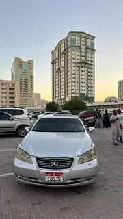 Lexus ES-Series