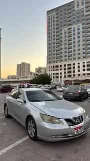 Lexus ES-Series