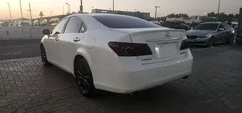 Lexus ES-Series
