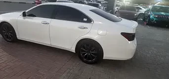 Lexus ES-Series