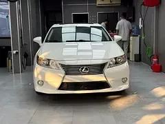 Lexus ES-Series