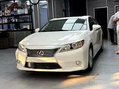 Lexus ES-Series