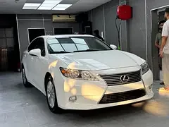 Lexus ES-Series