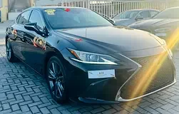 Lexus ES-Series