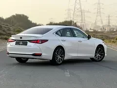 Lexus ES-Series