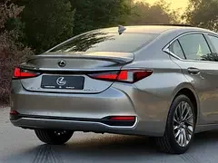Lexus ES-Series