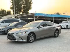 Lexus ES-Series