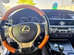 Lexus ES-Series
