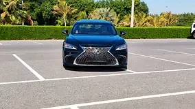Lexus ES-Series