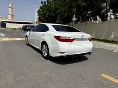 Lexus ES-Series