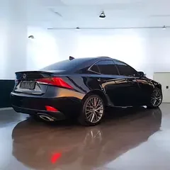 Lexus IS-Series