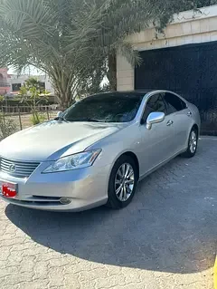 Lexus ES-Series