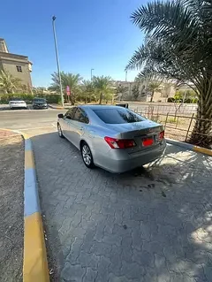 Lexus ES-Series
