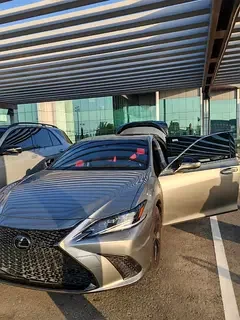 Lexus ES-Series