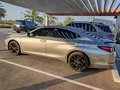 Lexus ES-Series