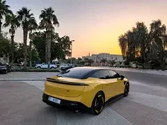 Zeekr 007
