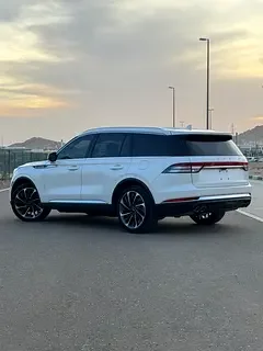 Lincoln Aviator