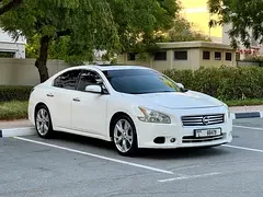 Nissan Maxima