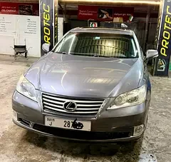 Lexus ES-Series