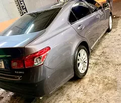 Lexus ES-Series