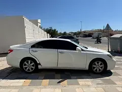 Lexus ES-Series