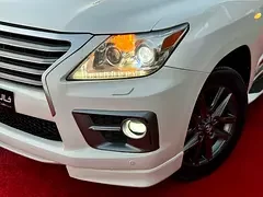 Lexus LX-Series