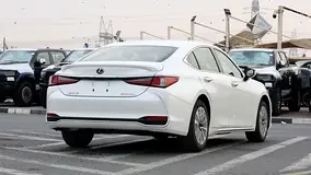 Lexus ES-Series