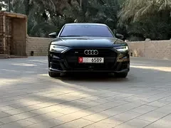 Audi S8